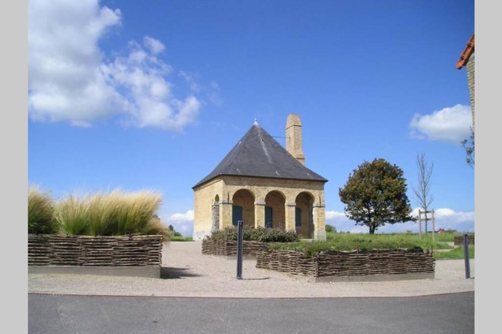 Au Coeur Des Remparts, Residence Du Chateau* Gravelines Esterno foto